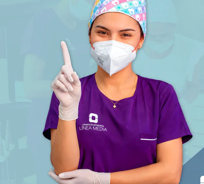 Auxiliar de ortodoncia de Línea Media